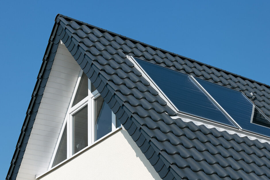 Fenster in Sonderformen Fenster in Sonderformen: Beispiel dreieckige Fenster unter Dachschräge